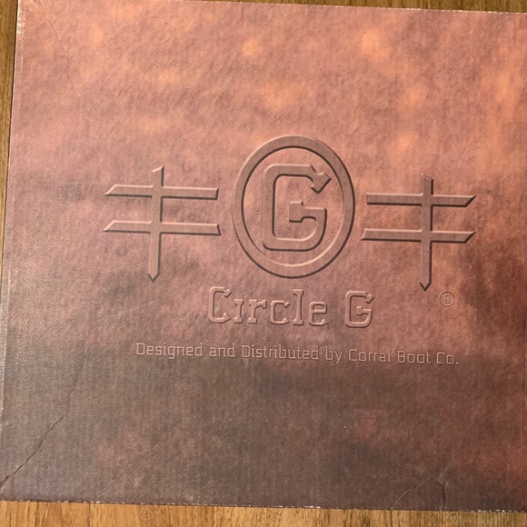 (SOLD) Circle G boots by Corral - Picture 8 of 8